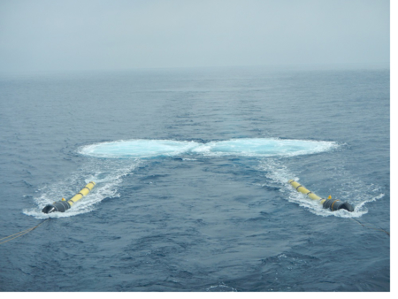 SMT seismic source towed  to the back of L’Atalante 
